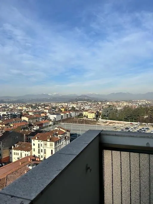 Lägenhet Vialetorino26 Luminoso E Grande Appartamento Vicenza